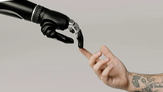 MCP Servers: How to Give Your AI "Hands" to Interact With Your World.